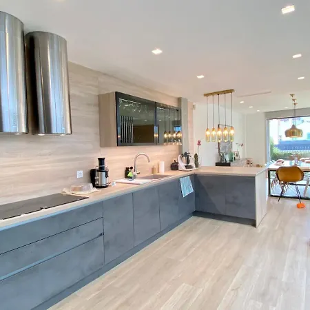 Βίλα Front In With Amazing Sea Views Semidetached