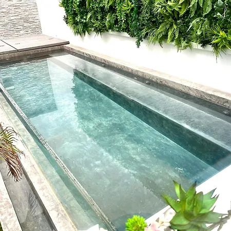 Front In With Amazing Sea Views Semidetached Villa *