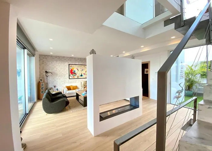 Front In With Amazing Sea Views Semidetached Marbella